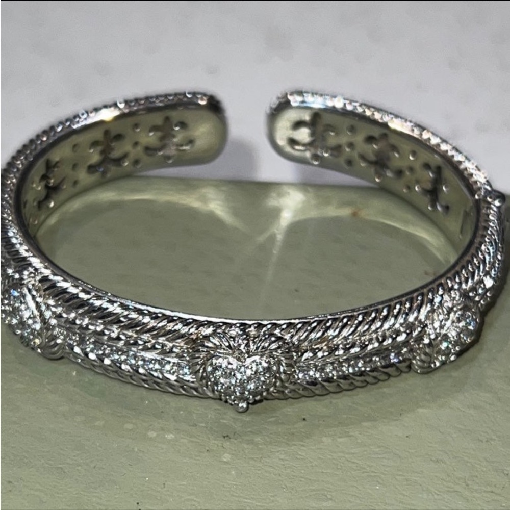 JUDITH RIPKA 925 CZ Cable Hearts Hinged Bangle